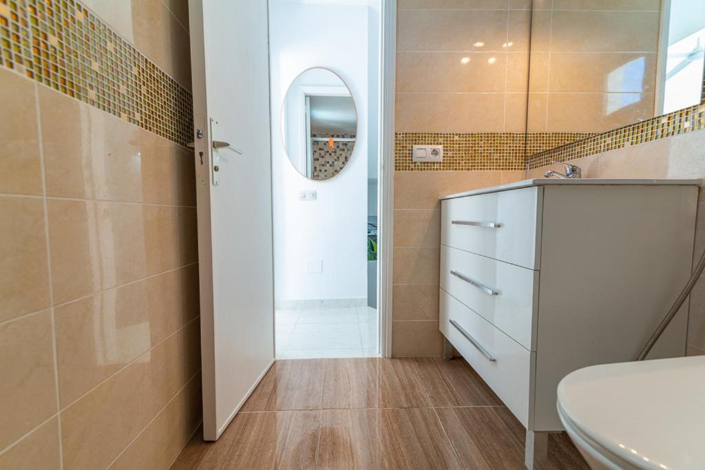 מספאלומס Deluxe Duplex Bungalow Private Parking מראה חיצוני תמונה