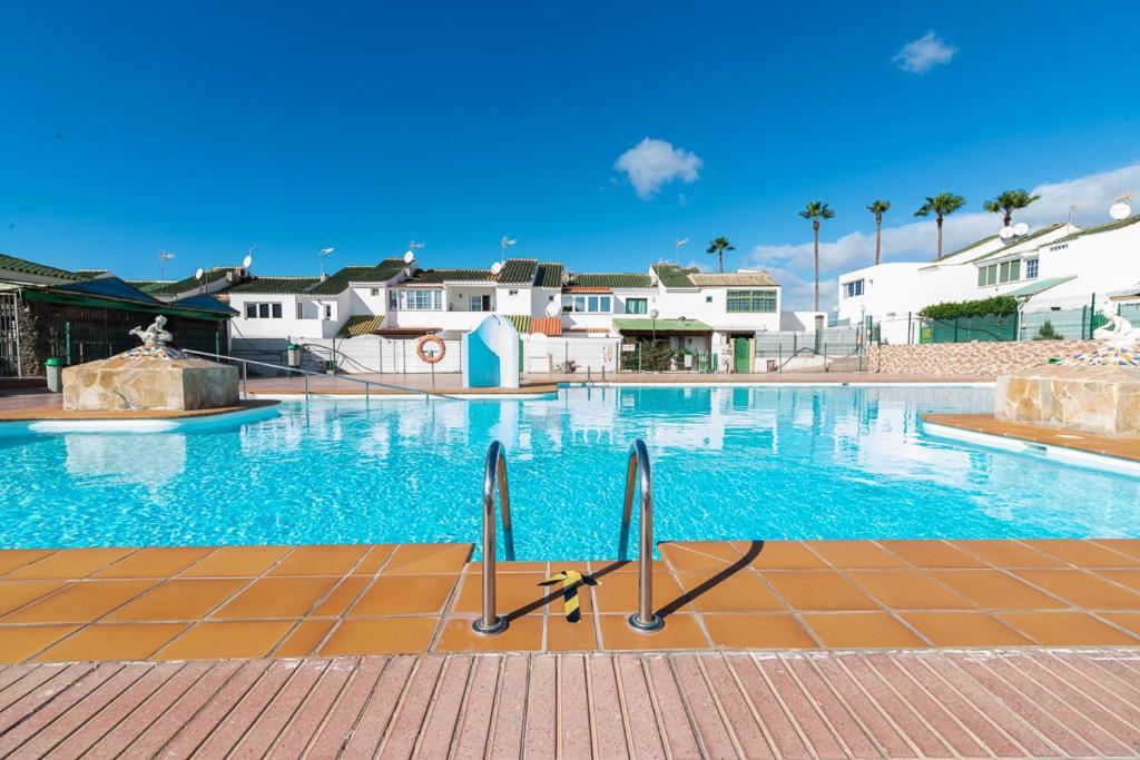 מספאלומס Deluxe Duplex Bungalow Private Parking מראה חיצוני תמונה